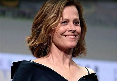Sigourney Weaver's Real Age Revealed: Why Fans Cannot Believe How Old the Sci-Fi Queen Is Today