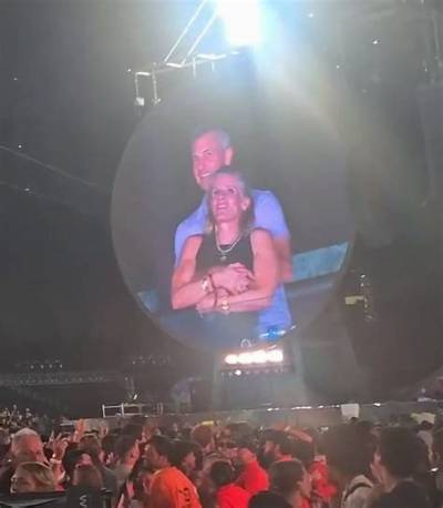 Who Is the Jumbotron Couple in the Viral 'Coulda Been Love' Video? the Full Identity Reveal